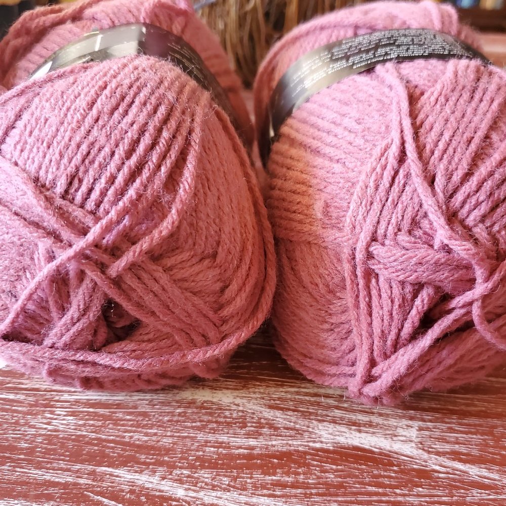 Bucilla Softex Win-knit Dupont Orlon Vintage Yarn Color 87 Mauve - Bundle of 2.